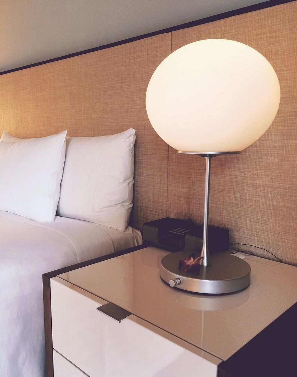 Bedside detail in a Deluxe Room at Onnensade